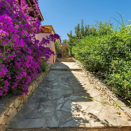 بيت للعطل Stunning Seaside Panorama House *